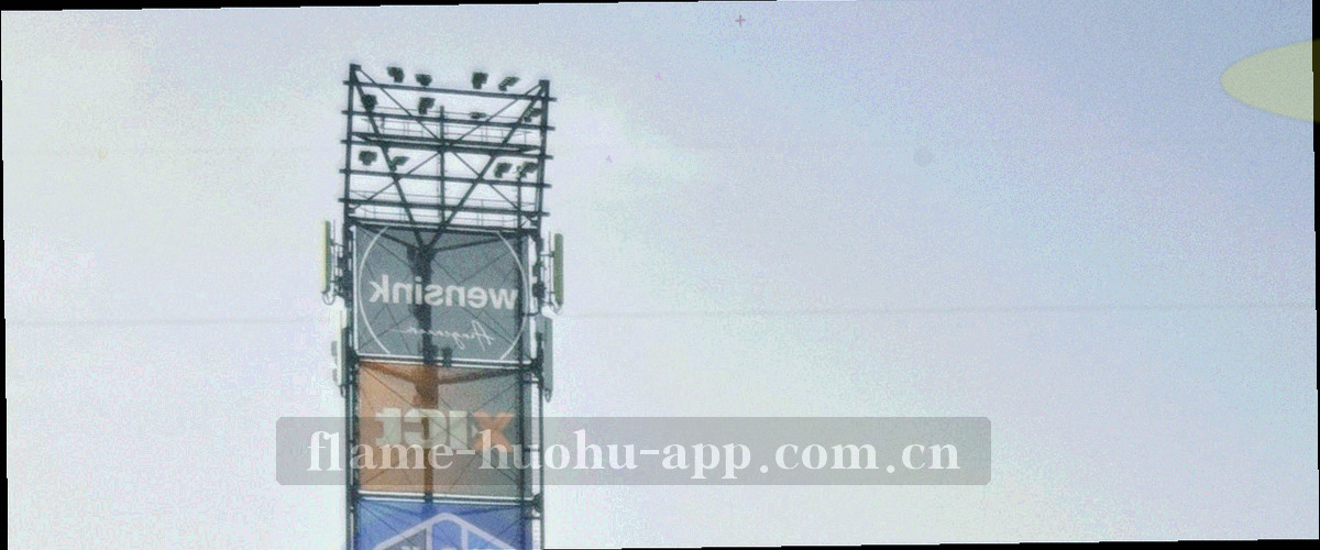 由规则网格与文件线框构成的抽象秩序图案